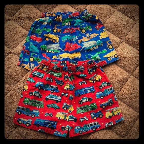 Set of Two NWOT boys cotton shorts - Picture 1 of 8